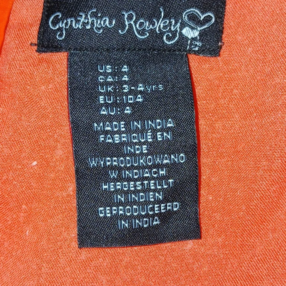 CHILDREN  DRESS. - Picture 6 of 6